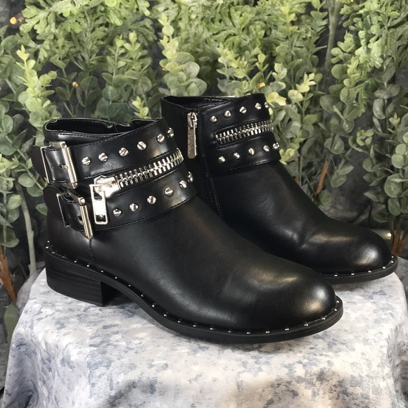 Charles by Charles David Thief Black Silver Studded Ankle Zip Booties WMS 6.5M - Picture 15 of 15